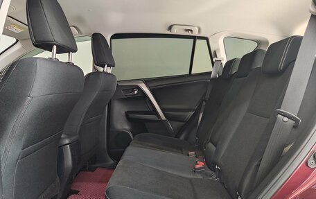 Toyota RAV4, 2016 год, 2 350 000 рублей, 18 фотография