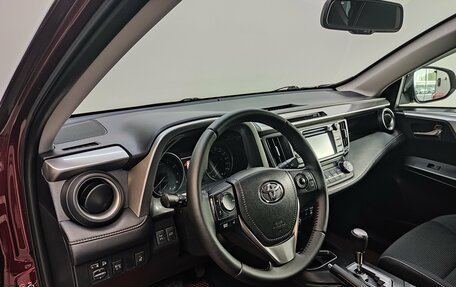 Toyota RAV4, 2016 год, 2 350 000 рублей, 15 фотография