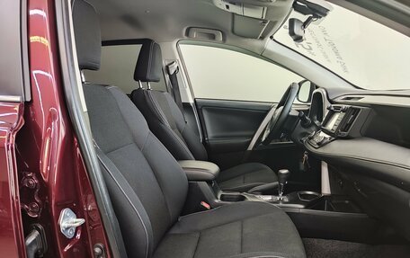 Toyota RAV4, 2016 год, 2 350 000 рублей, 21 фотография