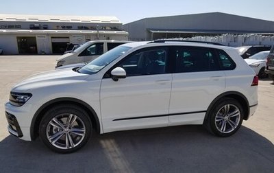 Volkswagen Tiguan II, 2020 год, 4 000 000 рублей, 1 фотография