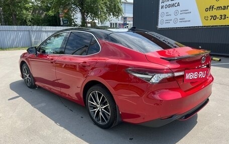 Toyota Camry, 2021 год, 3 550 000 рублей, 4 фотография