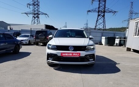 Volkswagen Tiguan II, 2020 год, 4 000 000 рублей, 2 фотография