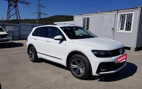 Volkswagen Tiguan II, 2020 год, 4 000 000 рублей, 3 фотография
