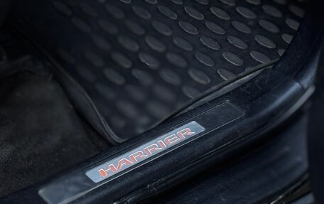 Toyota Harrier, 2003 год, 1 130 000 рублей, 19 фотография