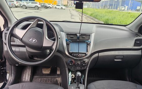 Hyundai Solaris II рестайлинг, 2014 год, 950 000 рублей, 6 фотография