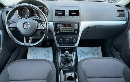 Skoda Yeti I рестайлинг, 2015 год, 1 465 000 рублей, 7 фотография