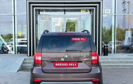 Skoda Yeti I рестайлинг, 2015 год, 1 465 000 рублей, 5 фотография