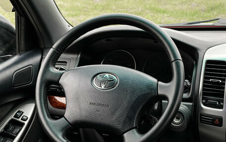 Toyota Land Cruiser Prado 120 рестайлинг, 2004 год, 1 497 000 рублей, 15 фотография