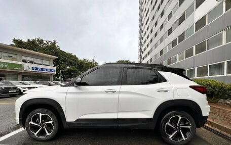 Chevrolet TrailBlazer, 2022 год, 1 500 000 рублей, 2 фотография