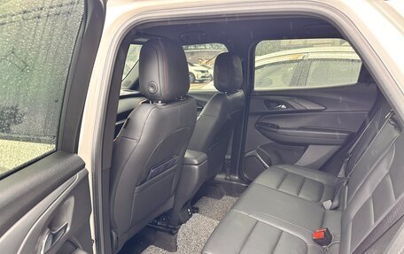 Chevrolet TrailBlazer, 2022 год, 1 500 000 рублей, 8 фотография