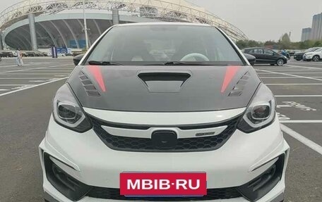 Honda Fit, 2021 год, 1 100 000 рублей, 2 фотография