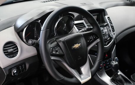 Chevrolet Cruze II, 2011 год, 600 000 рублей, 9 фотография