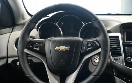 Chevrolet Cruze II, 2011 год, 600 000 рублей, 10 фотография