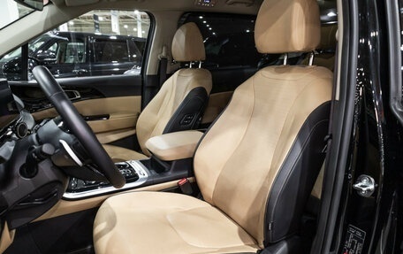 KIA Carnival, 2023 год, 4 899 990 рублей, 18 фотография