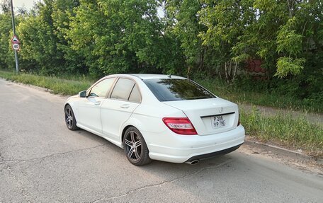 Mercedes-Benz C-Класс, 2010 год, 1 100 000 рублей, 4 фотография