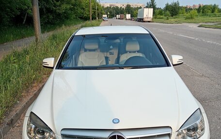 Mercedes-Benz C-Класс, 2010 год, 1 100 000 рублей, 5 фотография
