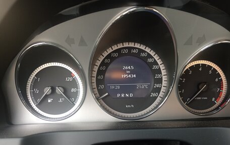 Mercedes-Benz C-Класс, 2010 год, 1 100 000 рублей, 19 фотография