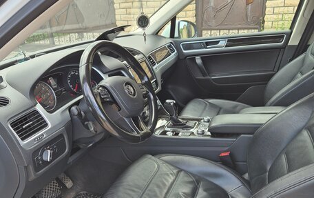 Volkswagen Touareg III, 2016 год, 2 790 000 рублей, 8 фотография