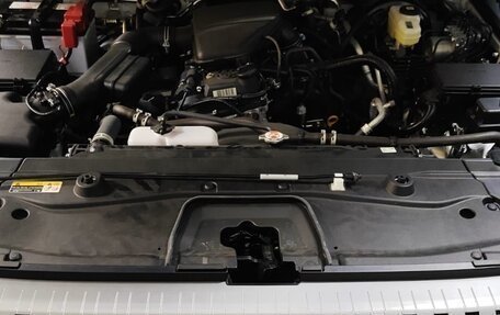 Toyota Land Cruiser Prado, 2024 год, 8 700 000 рублей, 6 фотография
