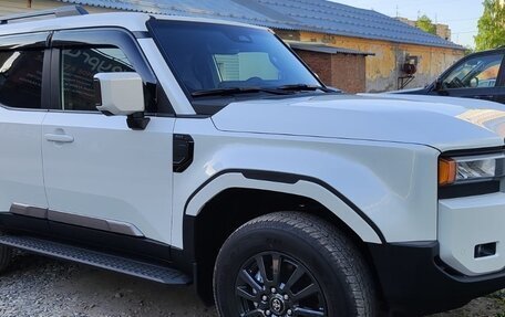 Toyota Land Cruiser Prado, 2024 год, 8 700 000 рублей, 25 фотография