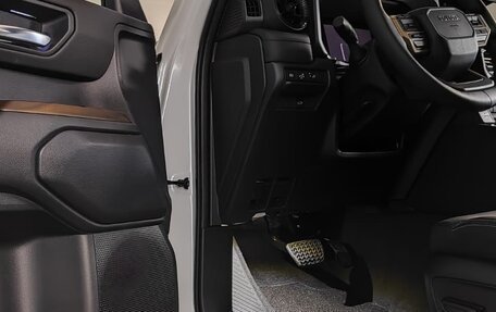 Toyota Land Cruiser Prado, 2024 год, 8 700 000 рублей, 12 фотография