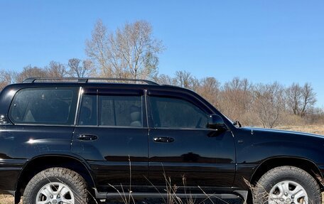 Toyota Land Cruiser 100 рестайлинг 2, 2005 год, 2 490 000 рублей, 6 фотография