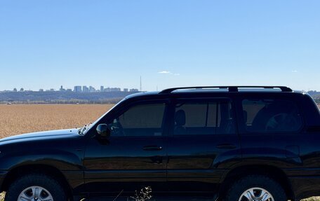 Toyota Land Cruiser 100 рестайлинг 2, 2005 год, 2 490 000 рублей, 3 фотография