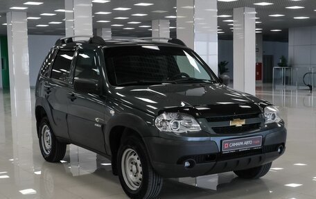 Chevrolet Niva I рестайлинг, 2018 год, 660 000 рублей, 3 фотография