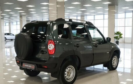 Chevrolet Niva I рестайлинг, 2018 год, 660 000 рублей, 2 фотография