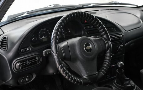 Chevrolet Niva I рестайлинг, 2018 год, 660 000 рублей, 13 фотография
