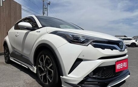 Toyota C-HR I рестайлинг, 2017 год, 1 615 000 рублей, 1 фотография