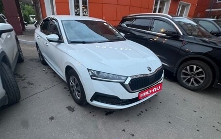 Skoda Octavia IV, 2021 год, 1 300 000 рублей, 1 фотография