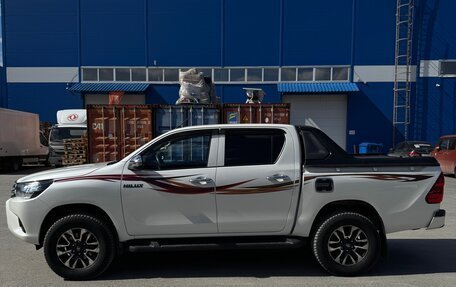 Toyota Hilux VIII, 2022 год, 4 990 000 рублей, 11 фотография