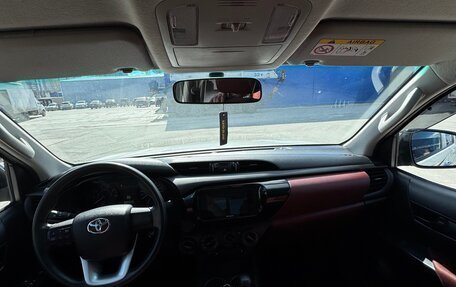 Toyota Hilux VIII, 2022 год, 4 990 000 рублей, 22 фотография