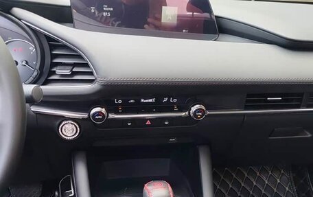 Mazda 3, 2025 год, 1 830 000 рублей, 18 фотография