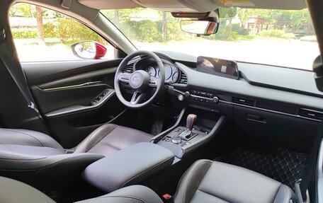 Mazda 3, 2025 год, 1 830 000 рублей, 25 фотография