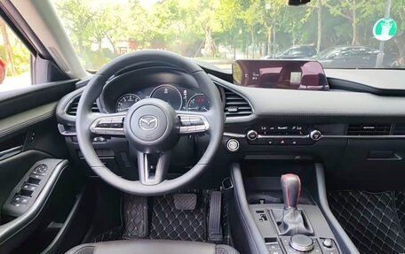Mazda 3, 2025 год, 1 830 000 рублей, 24 фотография