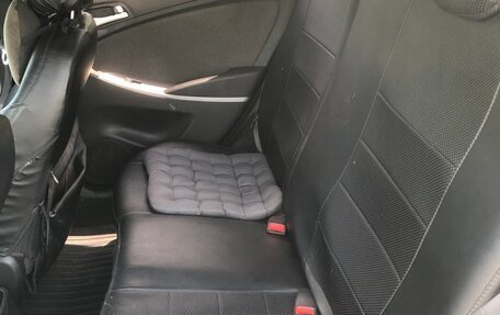 Hyundai Solaris II рестайлинг, 2012 год, 360 000 рублей, 8 фотография