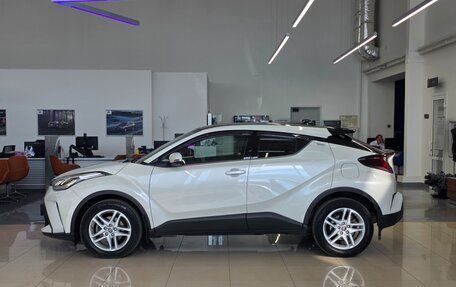 Toyota C-HR I рестайлинг, 2019 год, 2 200 000 рублей, 4 фотография