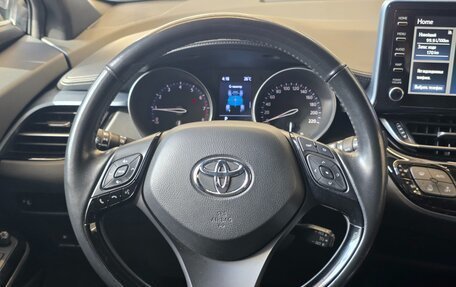 Toyota C-HR I рестайлинг, 2019 год, 2 200 000 рублей, 16 фотография