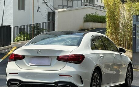Mercedes-Benz A-Класс, 2019 год, 1 590 002 рублей, 5 фотография