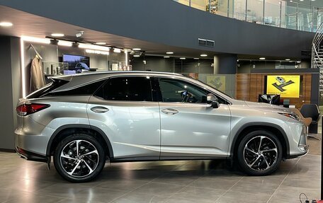 Lexus RX IV рестайлинг, 2020 год, 5 750 000 рублей, 3 фотография