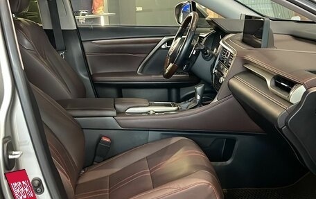 Lexus RX IV рестайлинг, 2020 год, 5 750 000 рублей, 14 фотография