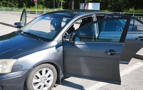 Toyota Avensis III рестайлинг, 2007 год, 600 000 рублей, 2 фотография