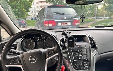 Opel Astra J, 2013 год, 815 000 рублей, 2 фотография