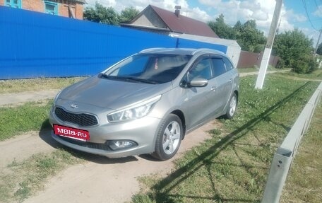 KIA cee'd III, 2013 год, 1 060 000 рублей, 2 фотография