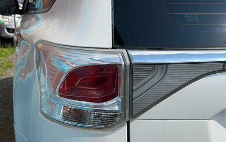 Mitsubishi Outlander III рестайлинг 3, 2013 год, 1 270 000 рублей, 13 фотография