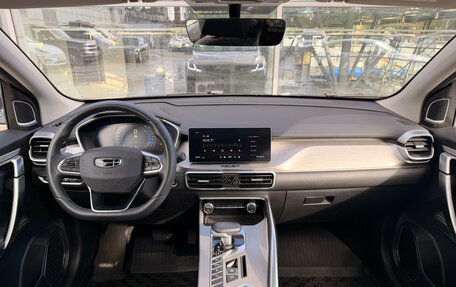 Geely Coolray I, 2023 год, 1 730 000 рублей, 9 фотография