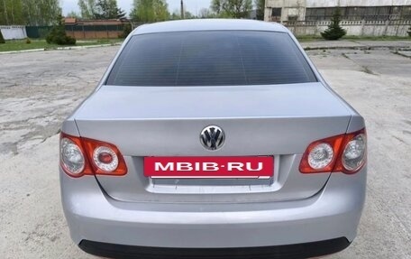 Volkswagen Jetta VI, 2010 год, 550 000 рублей, 5 фотография