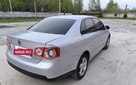 Volkswagen Jetta VI, 2010 год, 550 000 рублей, 6 фотография